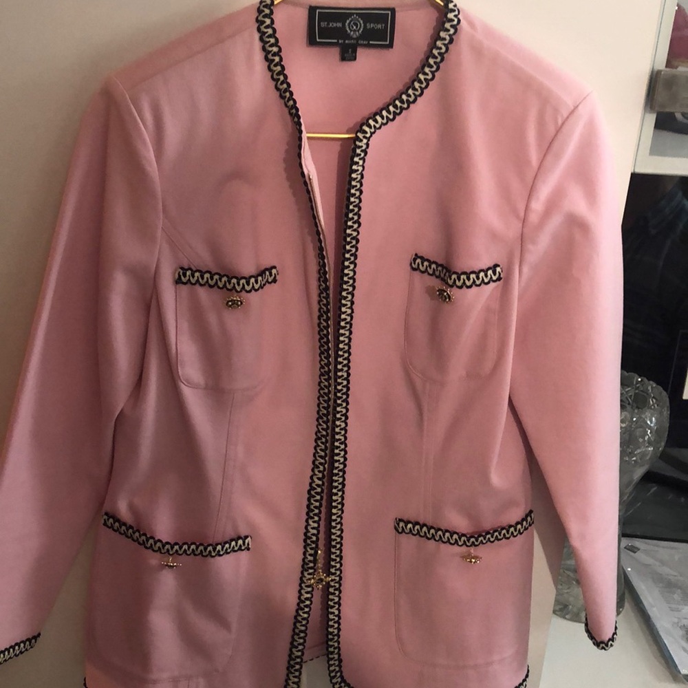 ST John women’s pink small blazer